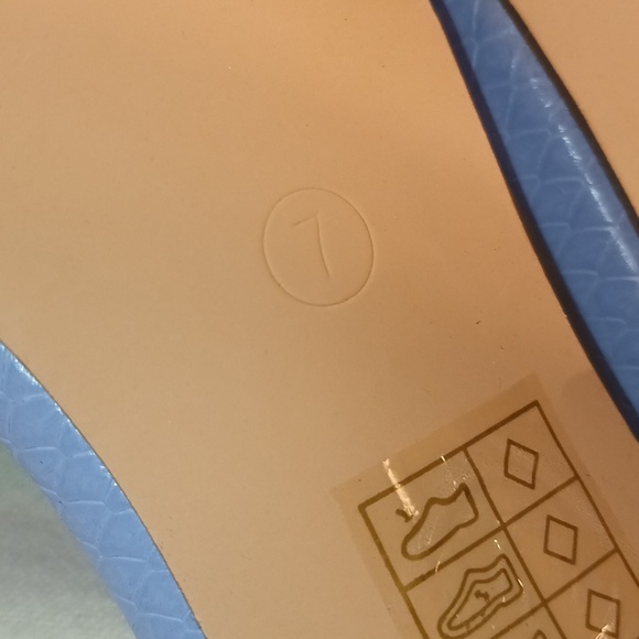 Cornflower Blue Heels - Picture 5 of 5